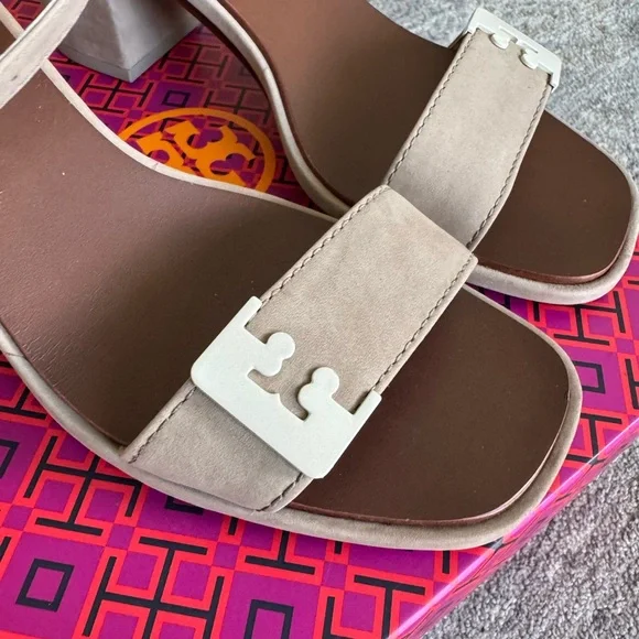 Tory Burch Beige and White Heels - Picture 2 of 7